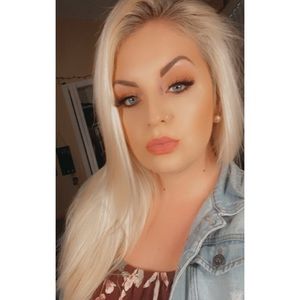 Meet your Posher, Louise